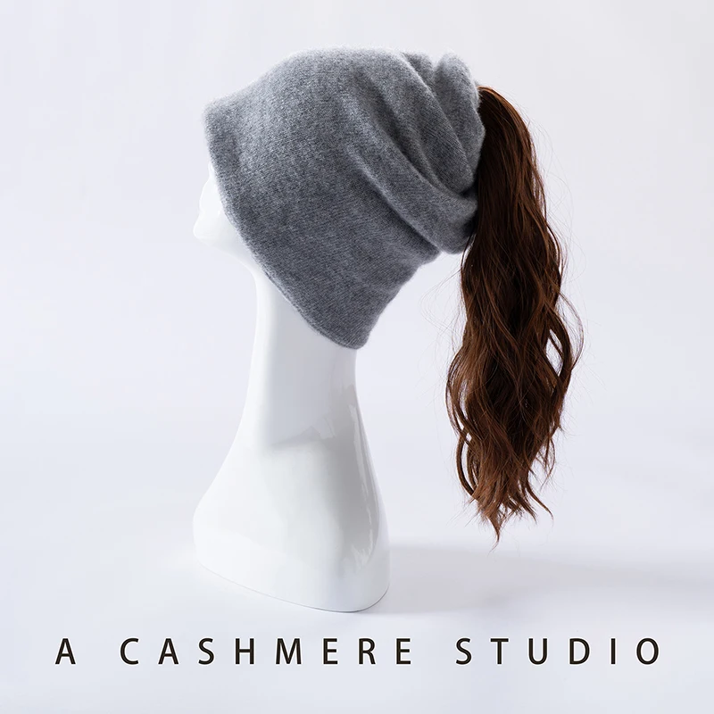 Topi Kasmir Murni 100% Model Slouchy, Dapat Digunakan Sebagai Penutup Leher & Lubang Kuncir Kuda, Topi Musim Dingin Hangat untuk Wanita