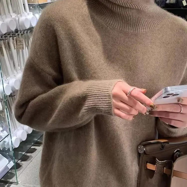 

Ladies High-Necked Cashmere Sweater Winter Thick Lazy Windproof Soft Waxy Loose Short Bottoming Sweater for Comfortable Style