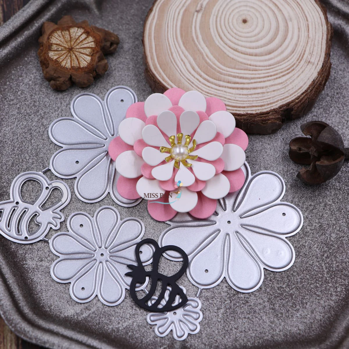 3D Flower Metal Dies Cutting for Scrapbooking Embossing DIY Manual Photo Album Decor Knife Mold Craft Petal Stencils