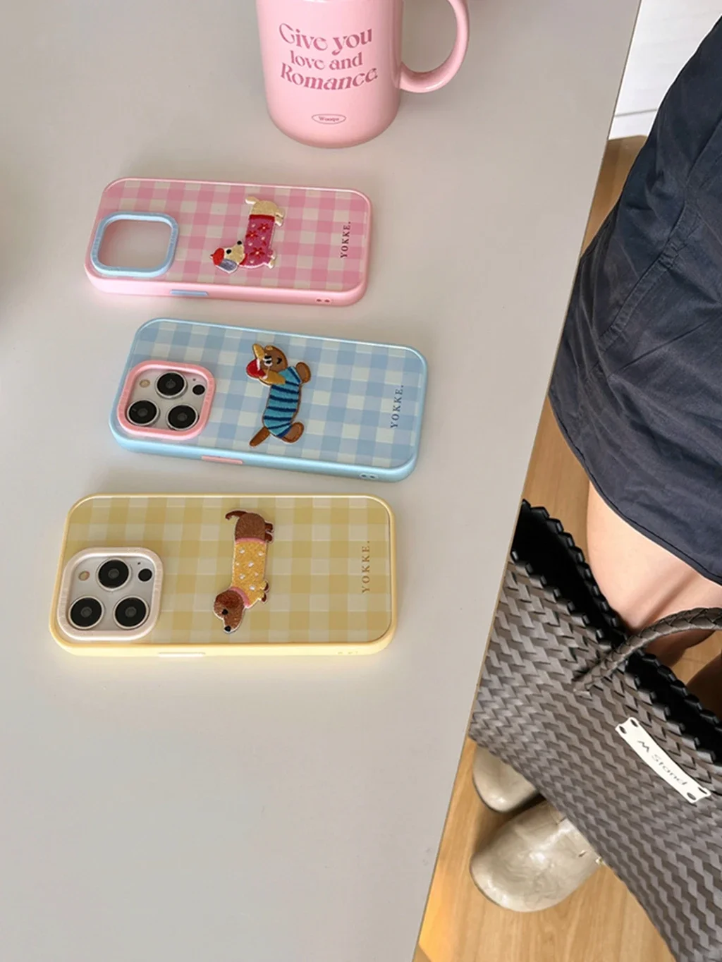 Simplicity Colored Plaid Cartoon Embroidery Puppy Dog Series Cover Case For IPhone 16 15 14 13 12 Pro Max Phone Case