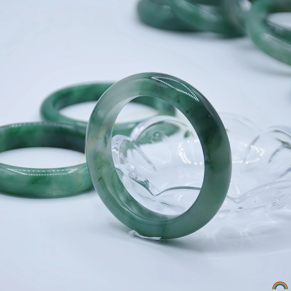 

Natural African Emerald Bracelet Floating Flower Ice Emerald Peace Bracelet Wealth Bracelet National Style Jewelry Rwbuy