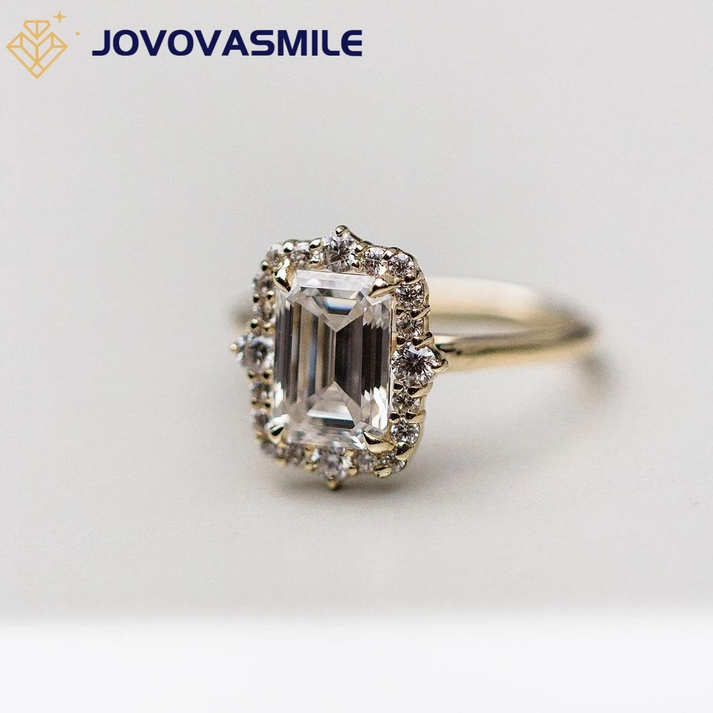 

JOVOVASMILE 2 Carat Moissanite Center 8.5x6mm Emerald Cut 18K Yellow Gold for Woman Wedding with GRA Certificate