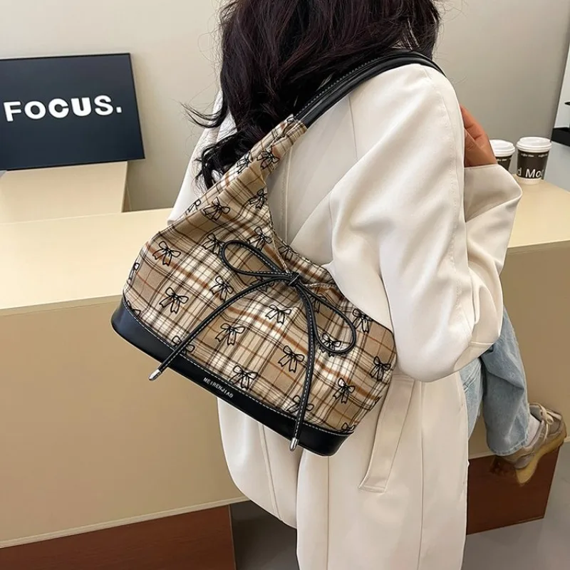 Modern Vintage Leather Tote Bag For Women Luxury Designer Crossbody Handbag Large Capacity Unique Minimalist Diaper Bag
