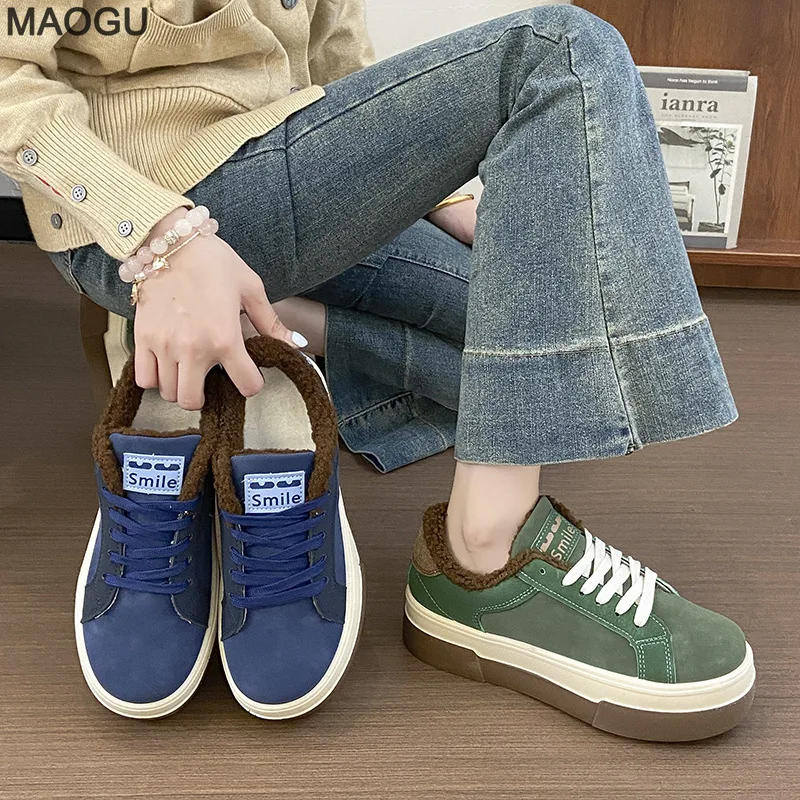 Dicke weiche Sohle Damen 2025, neue Plüsch-Sneaker, Herbst-Winter-Baumwollschuhe, vielseitige Damenmode-Schuhe für den täglichen Komfort