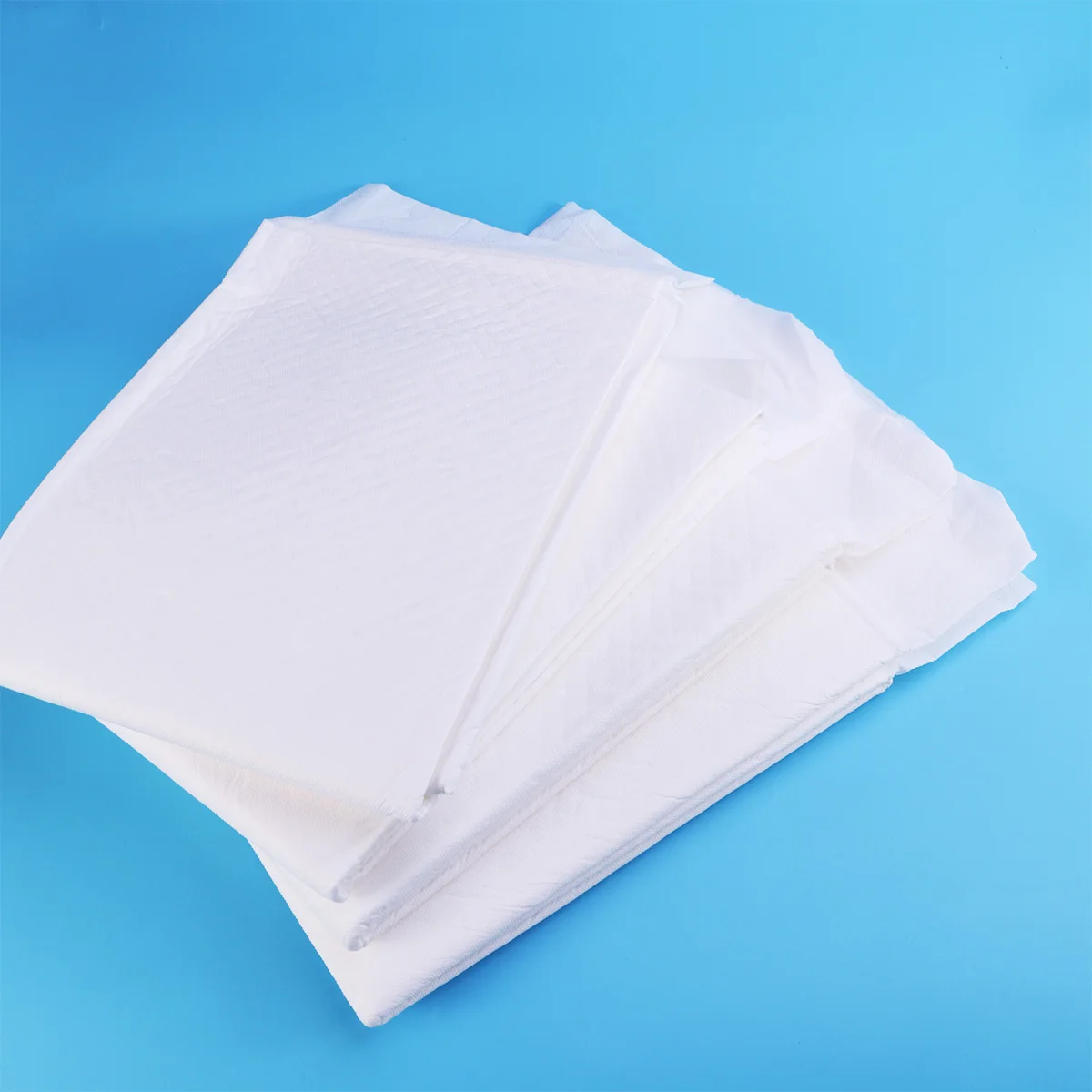 

4PCS Adult Care Pads Soft Non-Woven Super Absorbent Polymer Breathable PE Film Waterproof Bed Protectors Incontinence Sheets