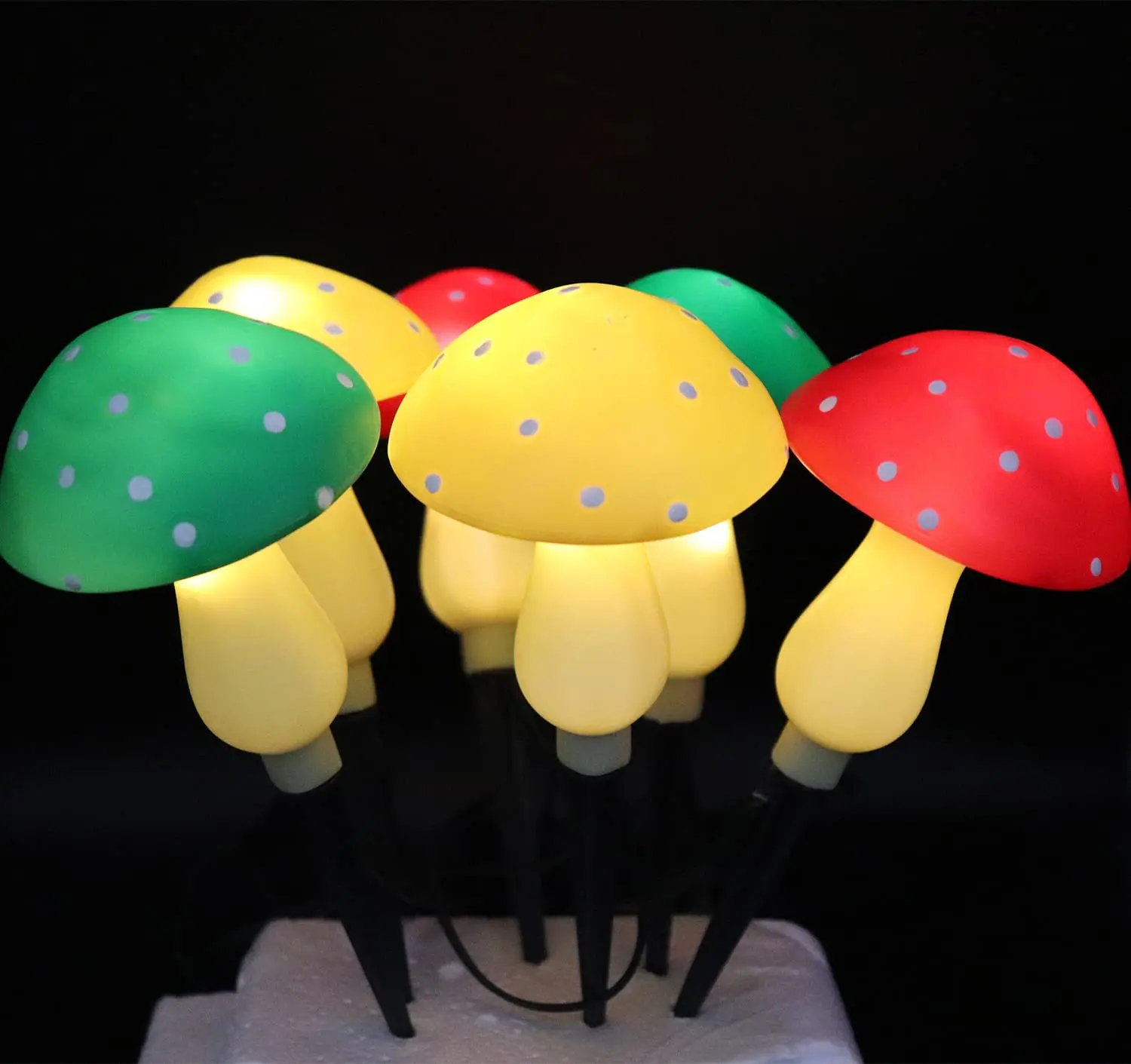 Solar Mushroom Lights Garden Outdoor Decor Stuff 8 Modes Waterproof Mushroom Night Light for Garden Pathway Landscape Yard Xmas