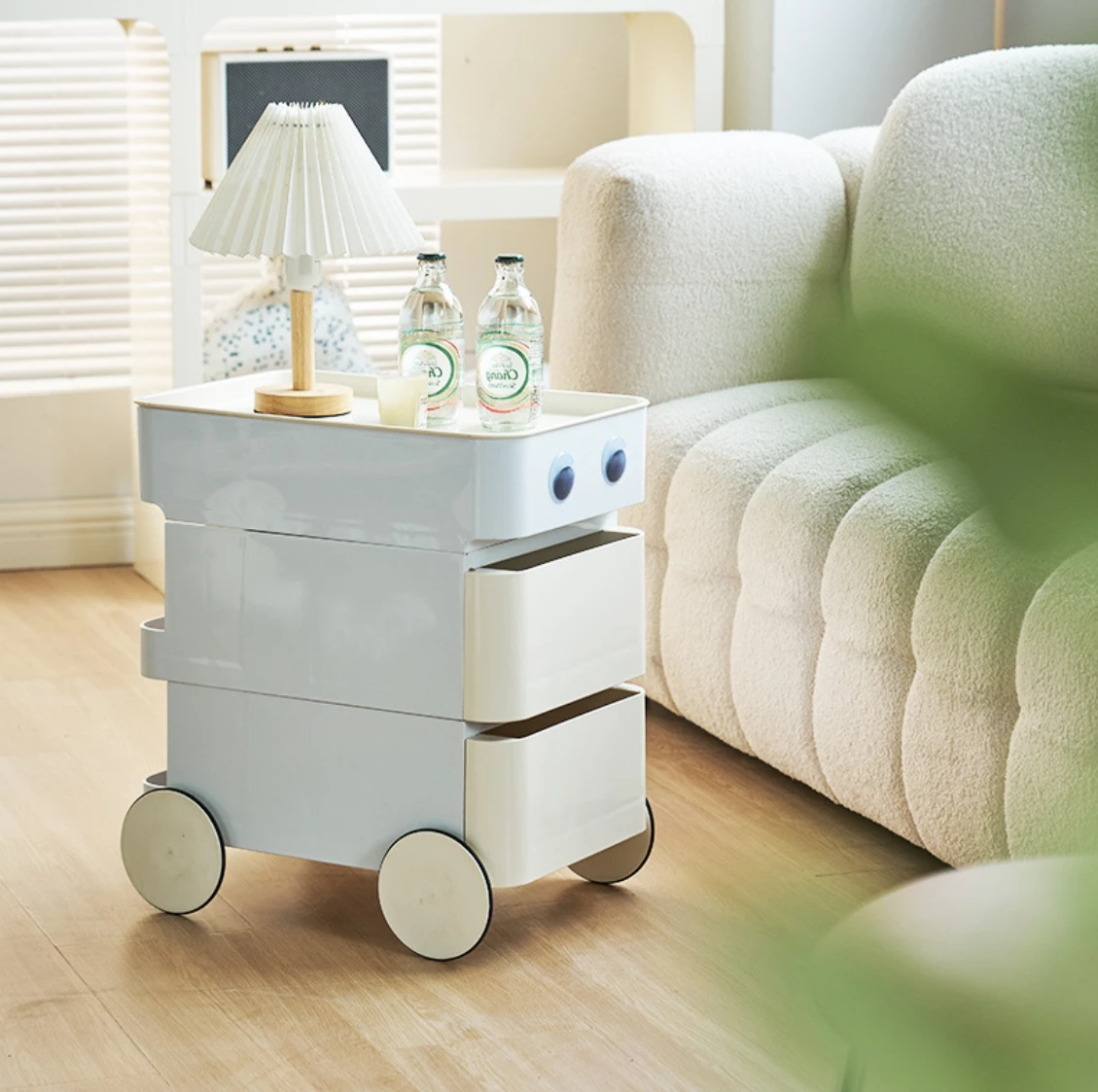 

Скандинавская креативная тумбочка для гостиной, дома, прикроватная тумбочка, современный простой мобильный шкаф для хранения на тележке