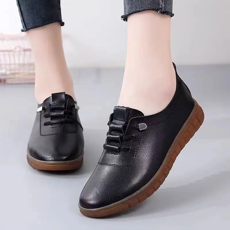 

2025 New Sneakers Women Casual Shoes Spring Autumn Flats Genuine Leather Moccasins Woman Slip-on Loafers Female Boat Shoes