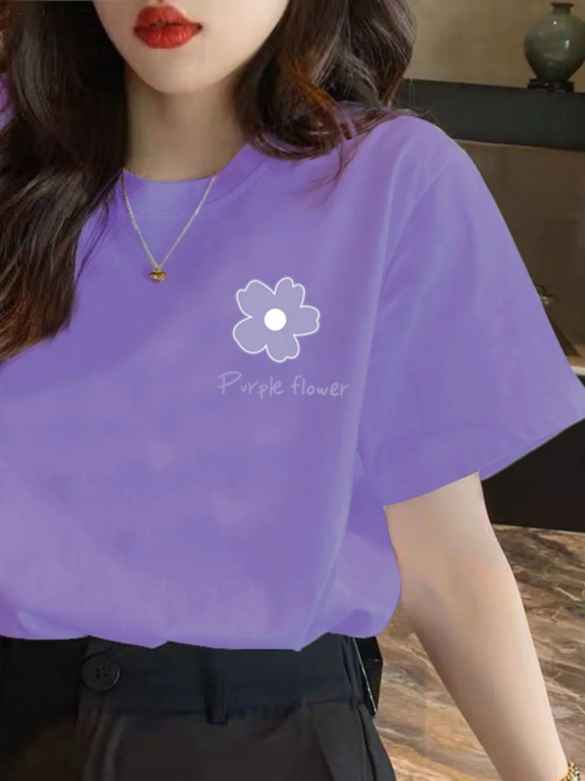 Women's White Short Sleeved T-shirt 2024 Summer New Top Clothes Female Loose Creative Flower Pattern Print Design O-Neck T-shirt