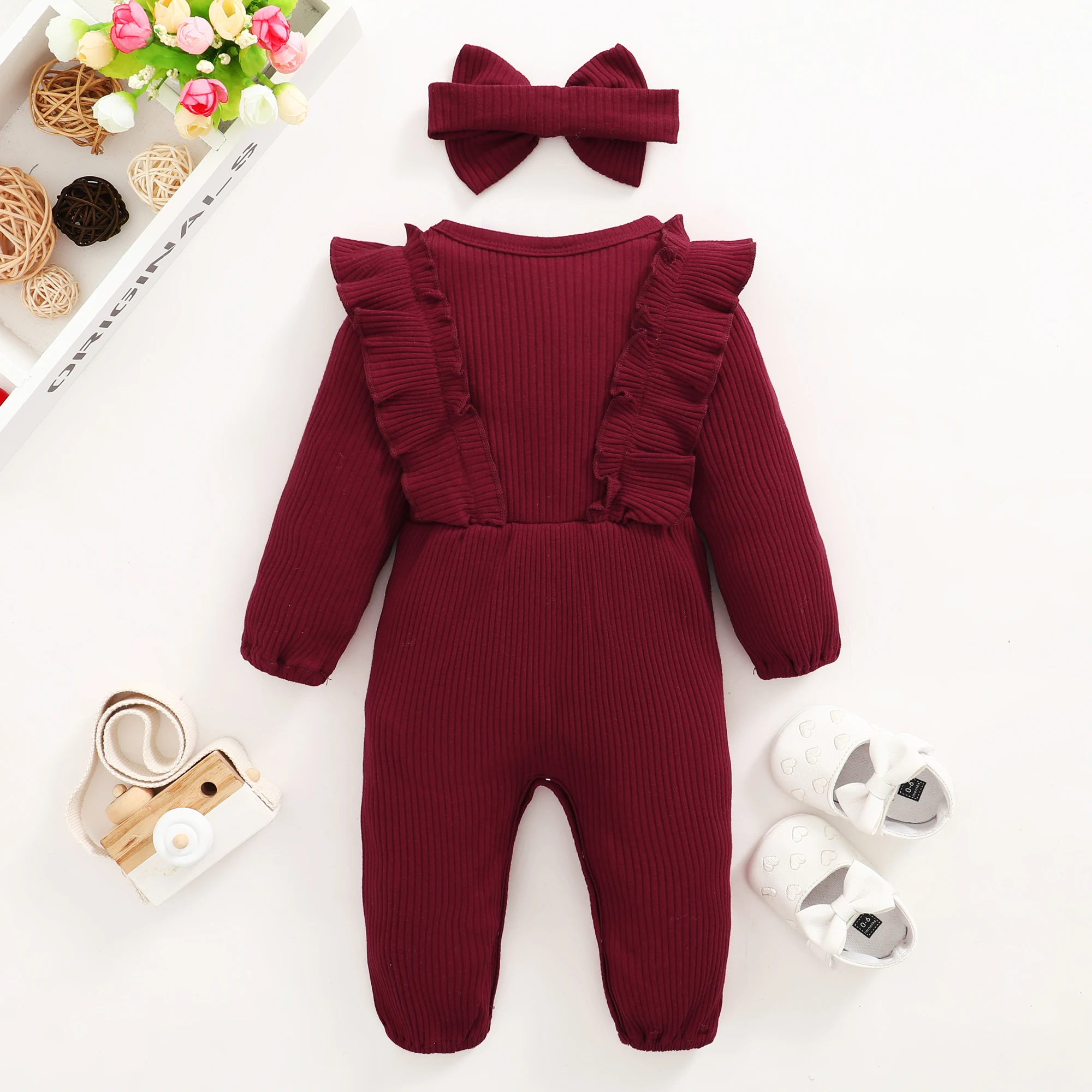 Newborn Baby girl Bodysuit long Sleeved Ruffle Solid color Bodysuit  Autumn Bodysuit  Suitable for Infants aged 0-18 Months