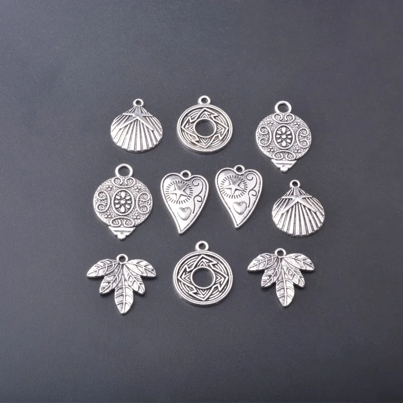 10 Stück/Set Ethnische Antike Silber- und Goldfarbene Anhänger Herz Blätter Schmuckzubehör Geometrische Blume Boho Anhänger DIY Damenohrringe – Detail 6