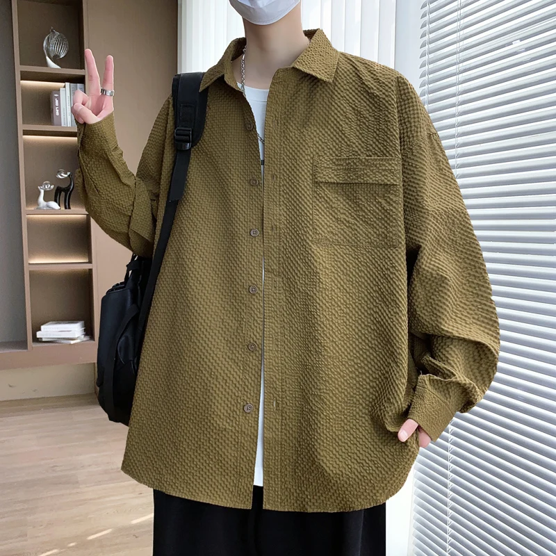 

Retro Hong Kong Style Long Sleeve Loose Fit Pure Color Bubble Grid Turn-down Collar Men's Shirt Outerwear Trendy Spring Autum...