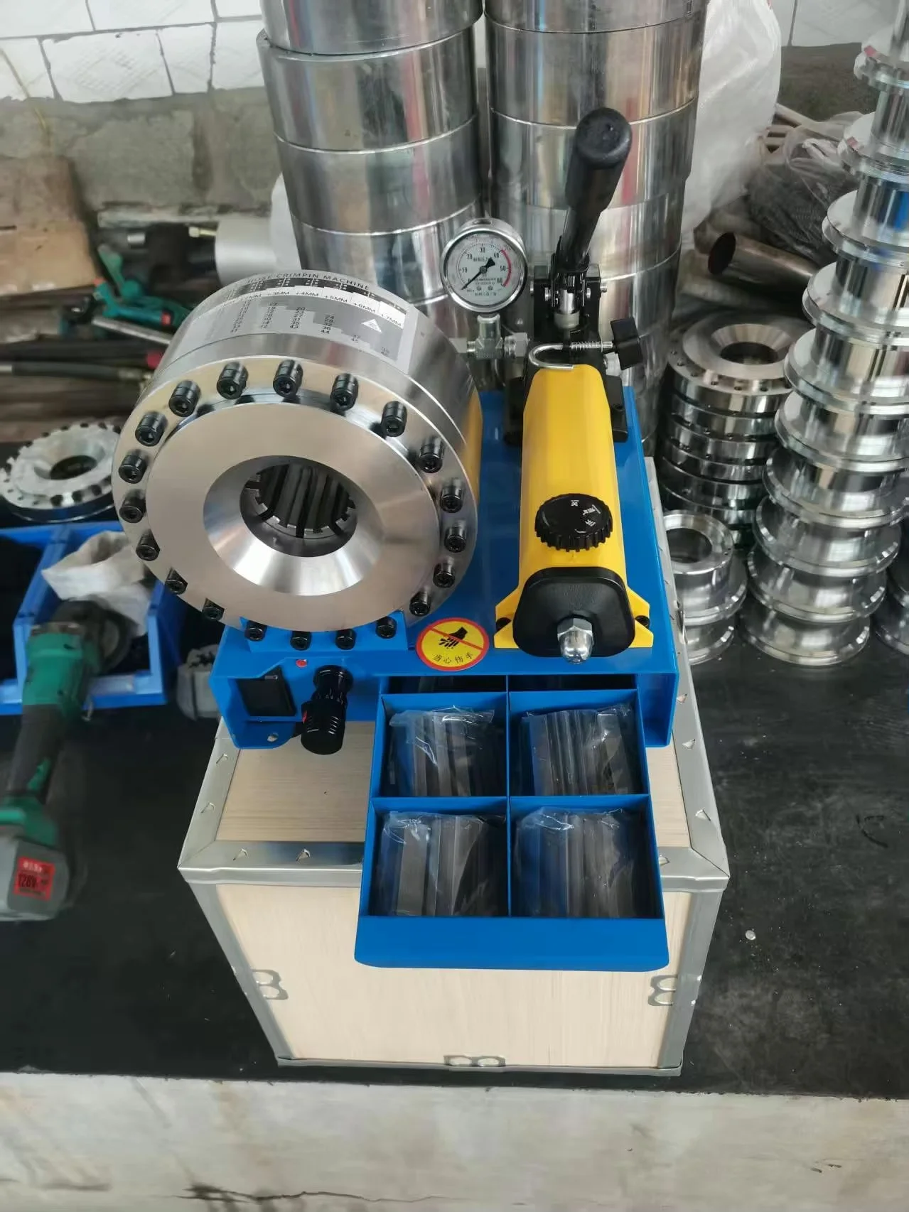 BNT30A حار بيع أدنى سعر دليل المحمولة أذكى 1 بوصة آلة تجعيد الخراطيم الهيدروليكية السعر للترقية