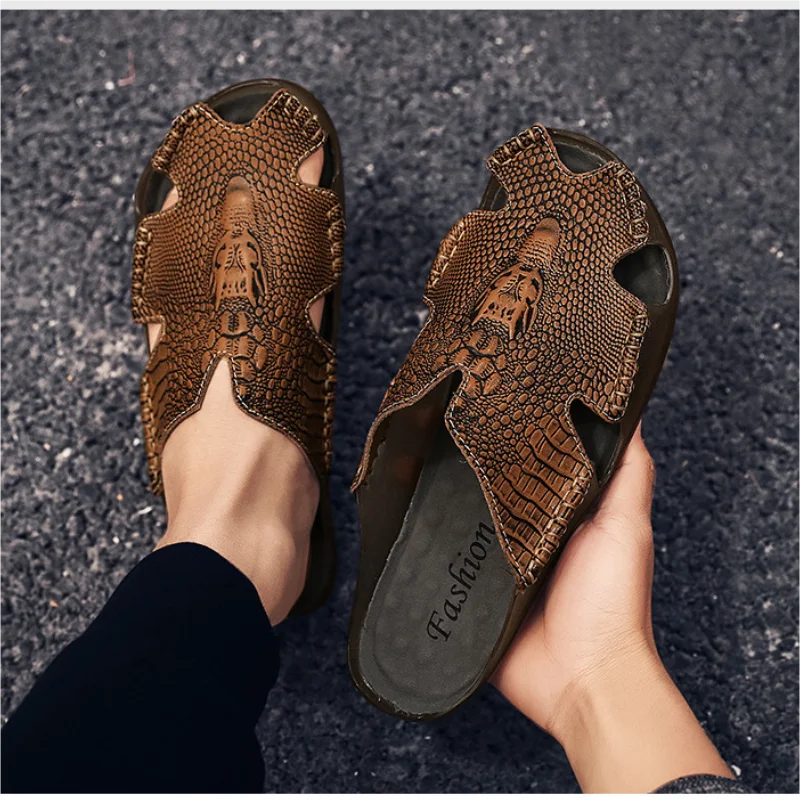 Large Size Casual Slippers Outdoor Men Soft Sole Slippers Crocodile Pattern Men Sandals 2024 New Cross-border Summer Slides