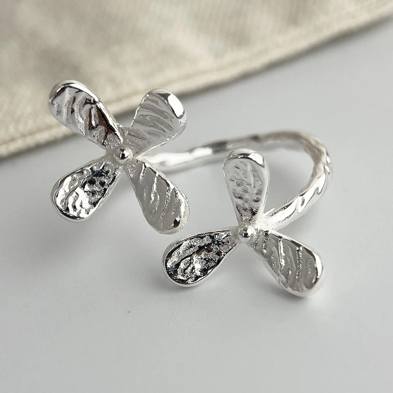 Women's 925 Sterling Silver Handmade Simple Flower Bow Heart Ring