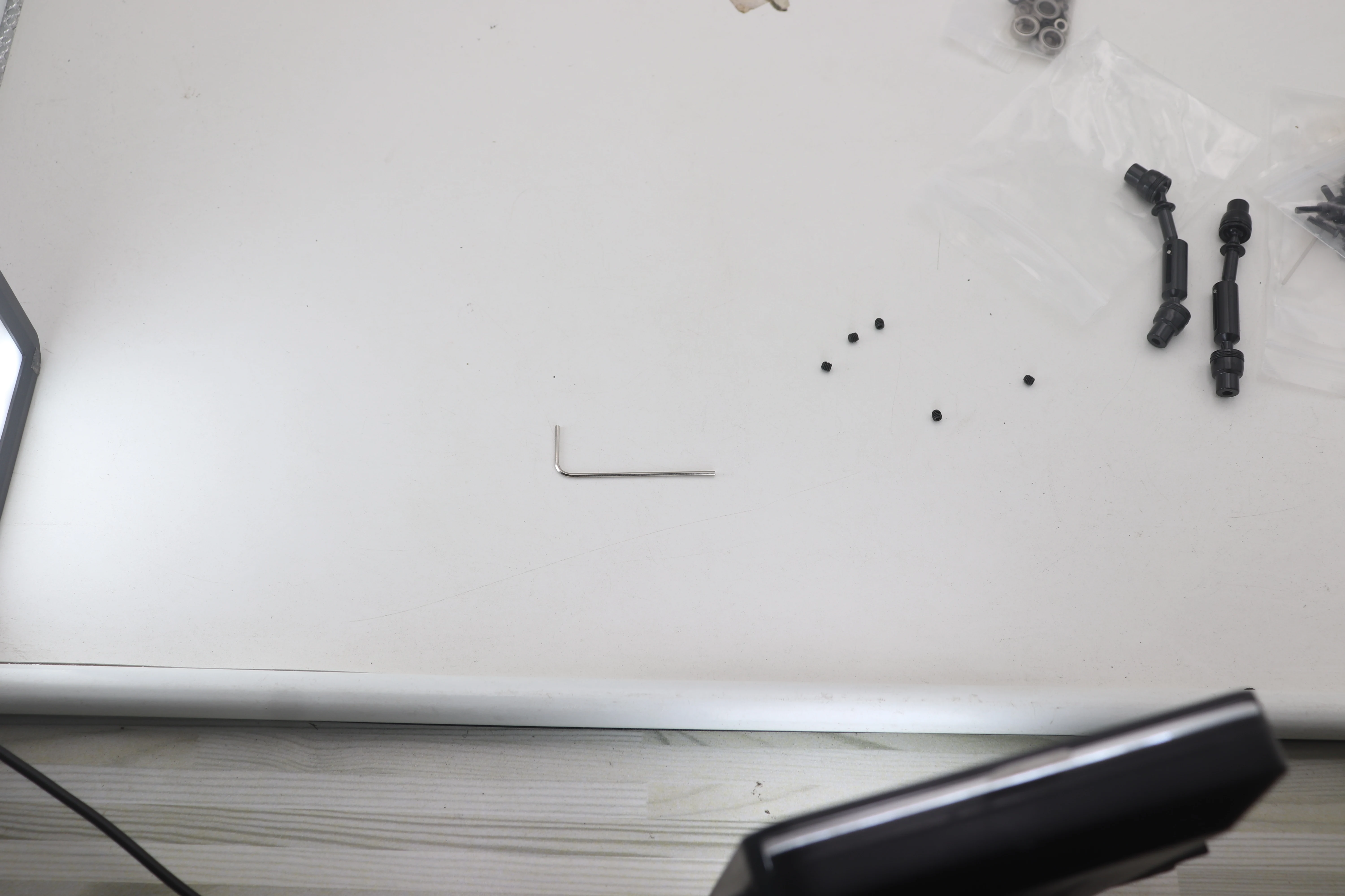 

DIY RC Car Roof Simulation Climbing zipper bag Decoration Accessory for TRX4-M SCX24 1/18 1/24 Scale Models Replacement Part