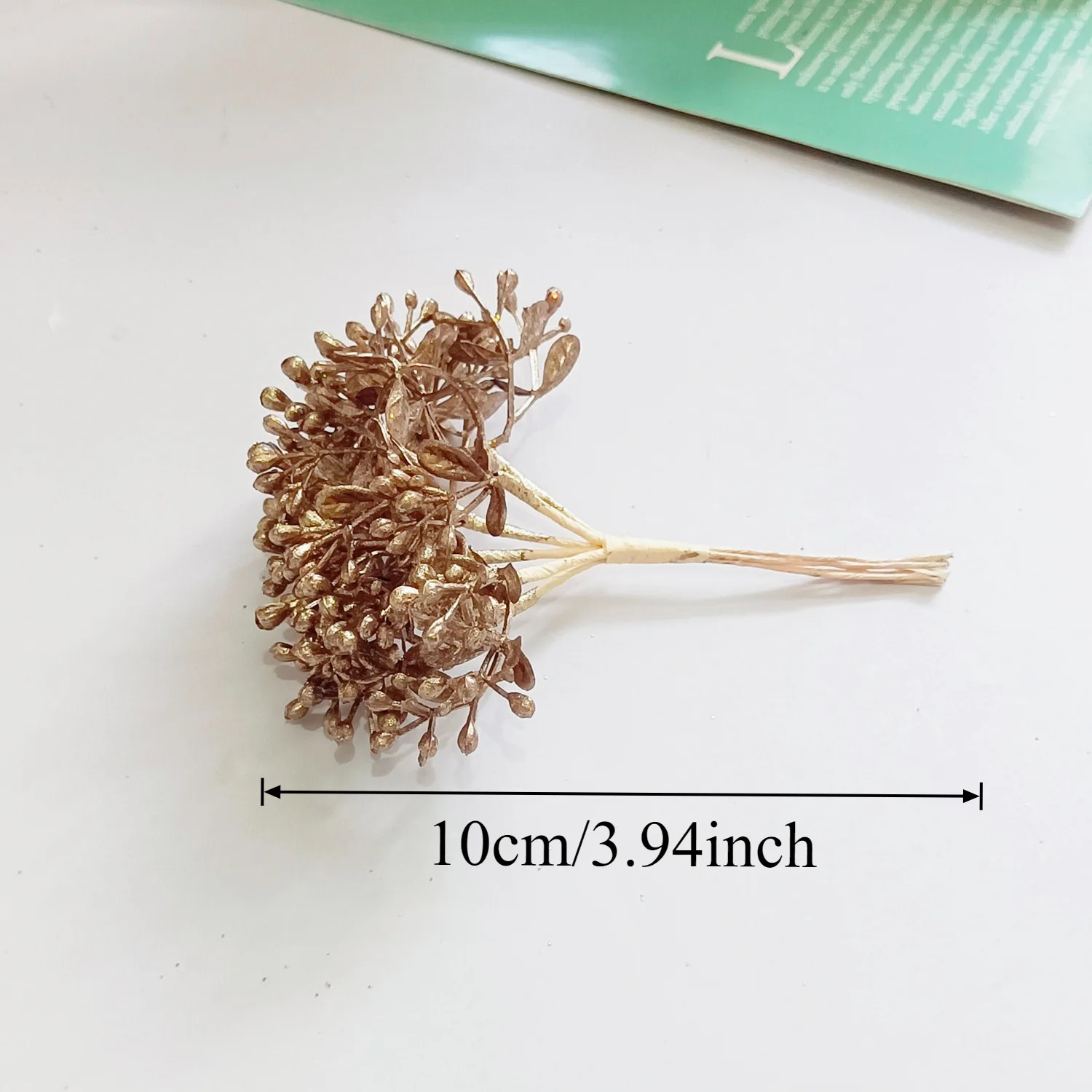 6pcs Artificial Plants Plastic Brooch Scrapbook Wedding Decorative Flowers Wreaths Diy Gifts Box Christmas Decorations for Home