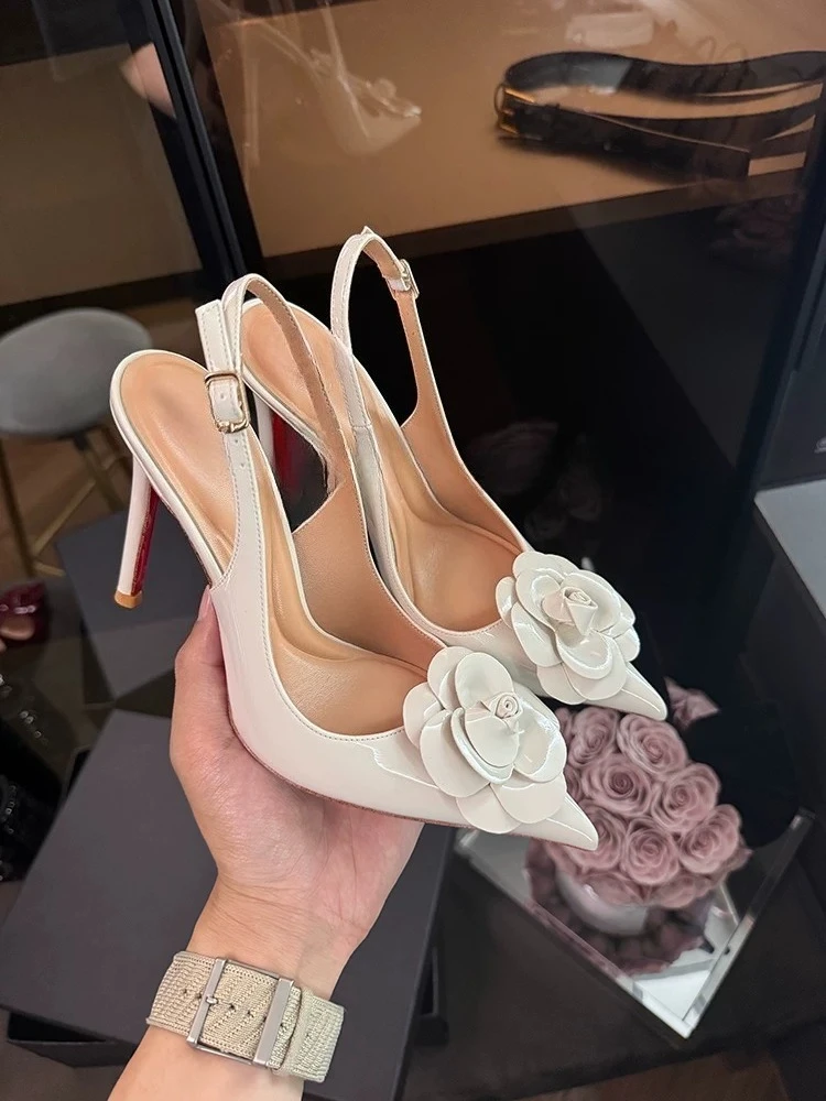 New Camellia Buckle Strap High Heels for Women, Shallow Mouth, Thin Heels, Sexy Style, White Non tiring Foot Cap Sandals