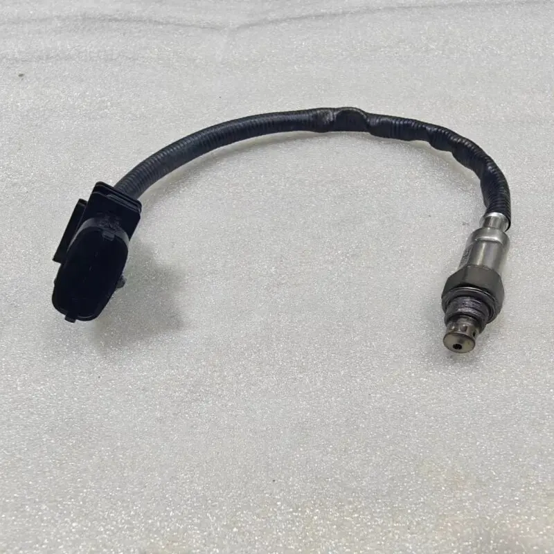 For Hong 125/Hong 150ADV/Urbans versions/Dinos 150 original factory for QJMOTORs Qianjiangs oxygen sensor exhaust pipe