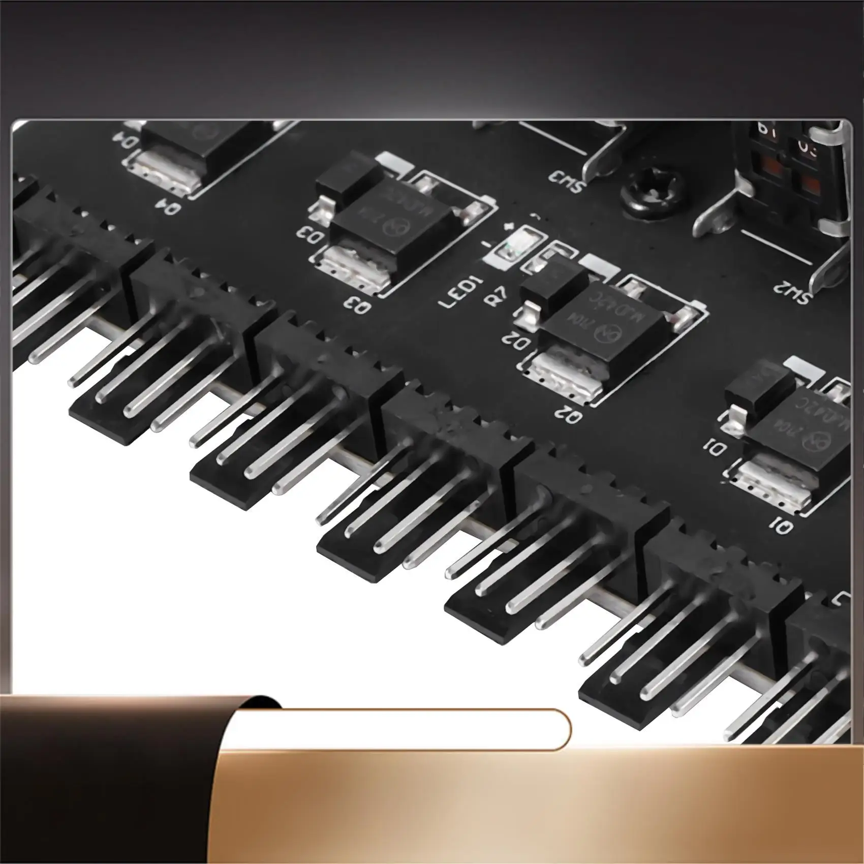 

8-канальный вентилятор-концентратор для ПК, 4 ручки, регулятор скорости охлаждающего вентилятора для корпуса процессора Hdd Vga Pwm, вентилятор Pci, кронштейн, мощность 12 В, управление вентилятором-N35R