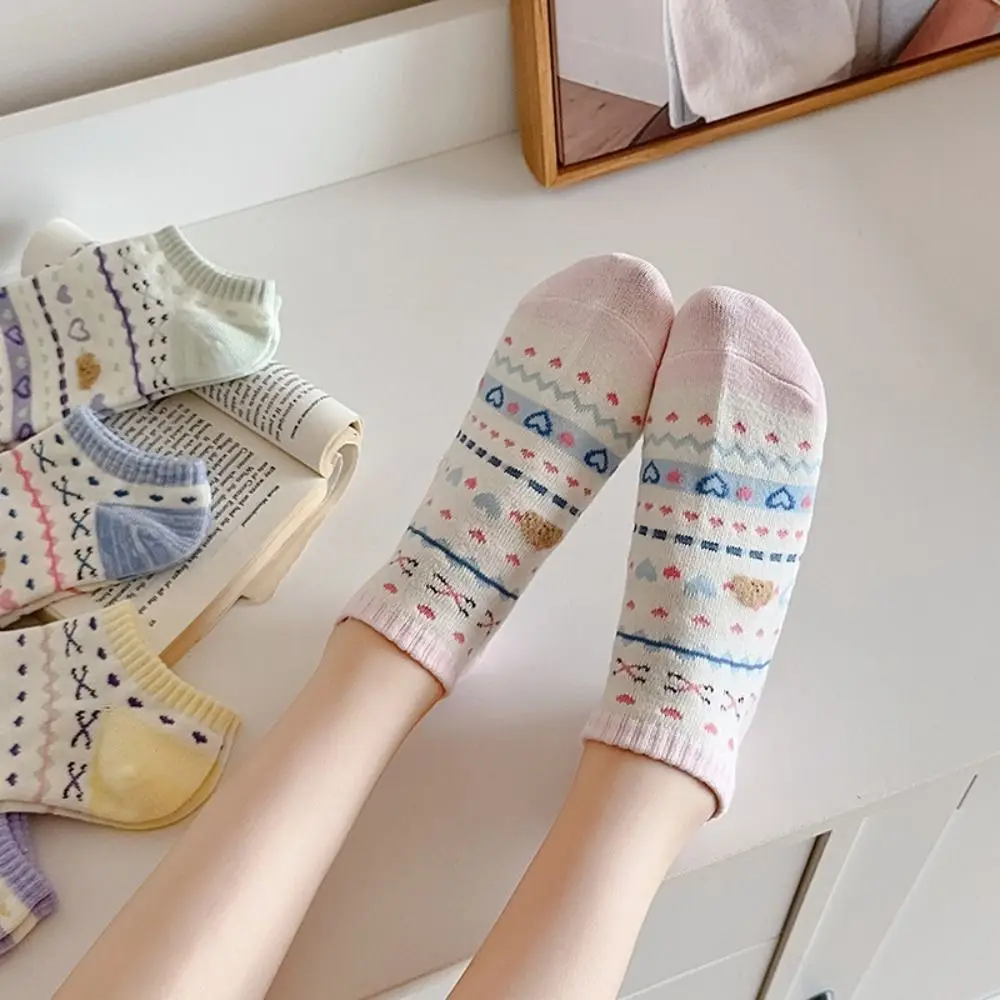 

5 пар модных коротких носков ярких цветов с сердечками, дышащие милые носки в стиле Лолиты, женские чулочно-носочные изделия, стильные носки, женская уличная одежда