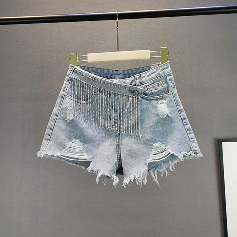 شورت دينم للنساء ملابس الشارع صيف 2026 جديد فضفاض للتخسيس نظرة مثقوبة حجر الراين هامش ألف خط واسعة الساق السراويل الساخنة