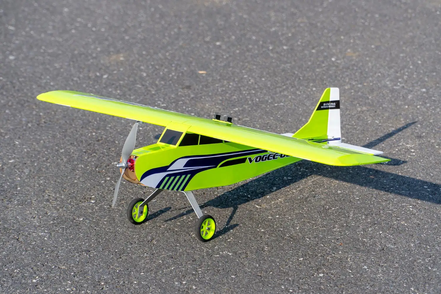 Dwhobby Remote-Controlled Fixed Wing Aircraft Model With A Wingspan Of 800mm Lightweight Wood Frame Rc Outdoor Electric Toy Gift