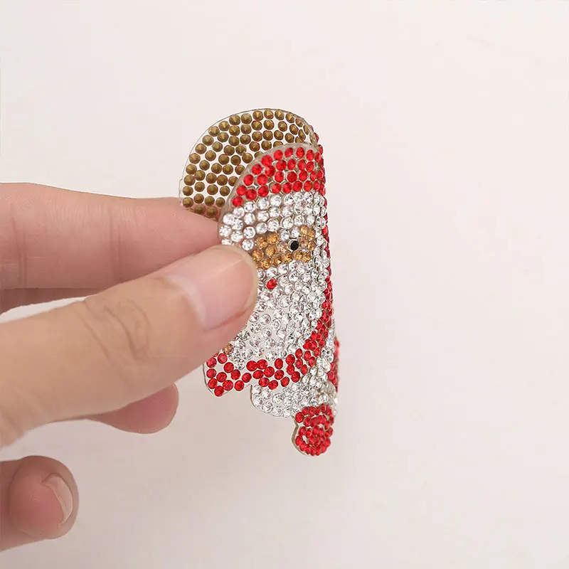 5 Stück Heiß begehrte Weihnachtsmann-Kristall-Aufnäher, Heißprägung, Heißbohrung, Weihnachtsserie, Accessoires, Dekoration – Detail 4