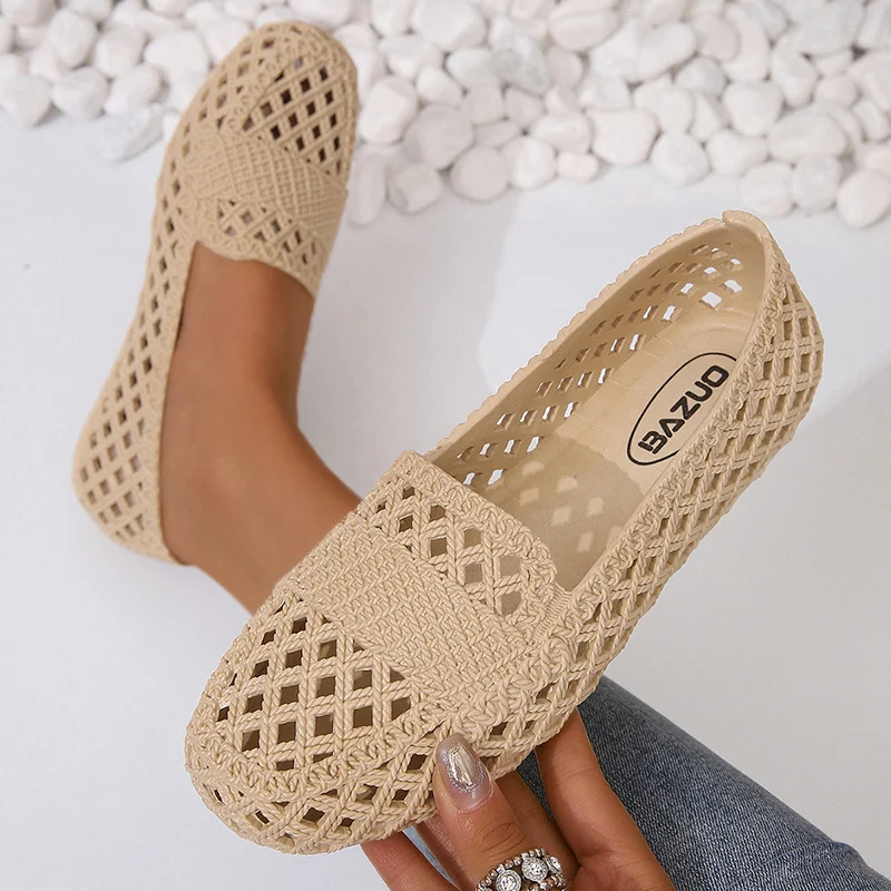 New Summer Style Fashionable and Comfortable Flat-soled Casual Outer Wear Non-slip Fashionable Toe-cap Sandals for Women