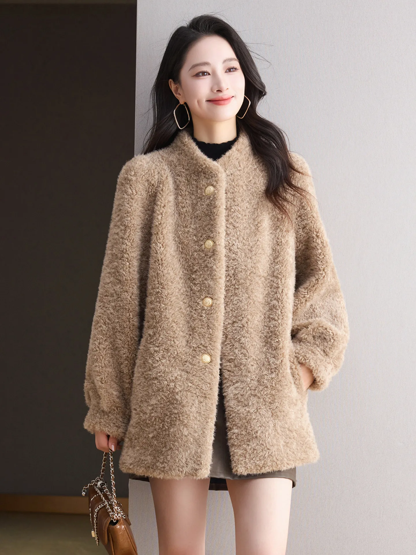 Fur fur integrated jacket women's 2025 young version medium and bubble sleeves environmentally friendly fluff early autumn wear