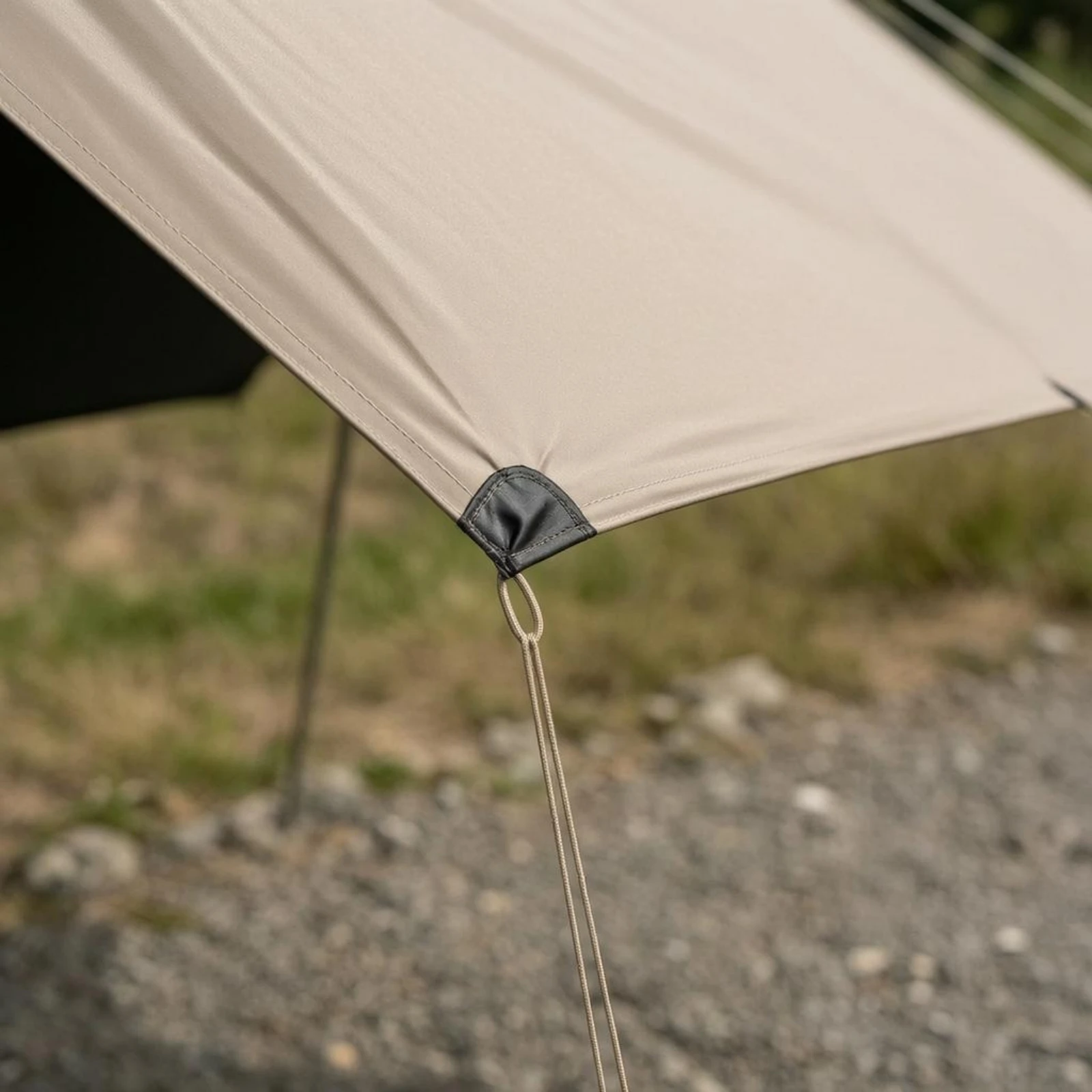 

Rectangular Tarp Canopy Khaki Waterproof Camping Tarp Oxford Material Canopy Wind Resistant
