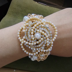 Luxury Handmade Elastic Crystal Pearl Camellia Flower  Bracelet  Jewelry For Women Party Gift