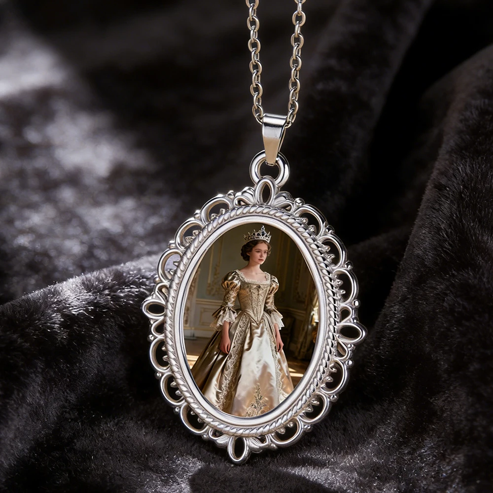 

Custom Photo Necklace Romantic Women Men Pictures Personalized Necklace Wife Husband Couple Family Retro Luxurious Gift Jewelry