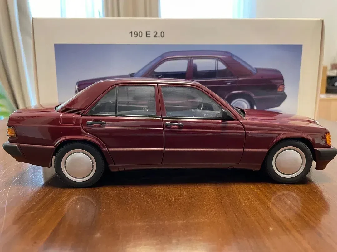 Autoart 1:18 190E 2.0 Simulation Limited Edition All Open Alloy Metal Static Car Model Toy Gift