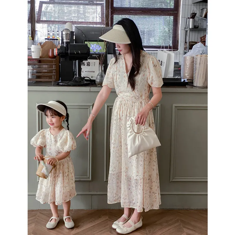 Mom and Baby Tulle Puff Sleeve Dress Holiday Look Mother Daughter Same Floral Dresses Girls Cute Frock Vacation Women Clothing