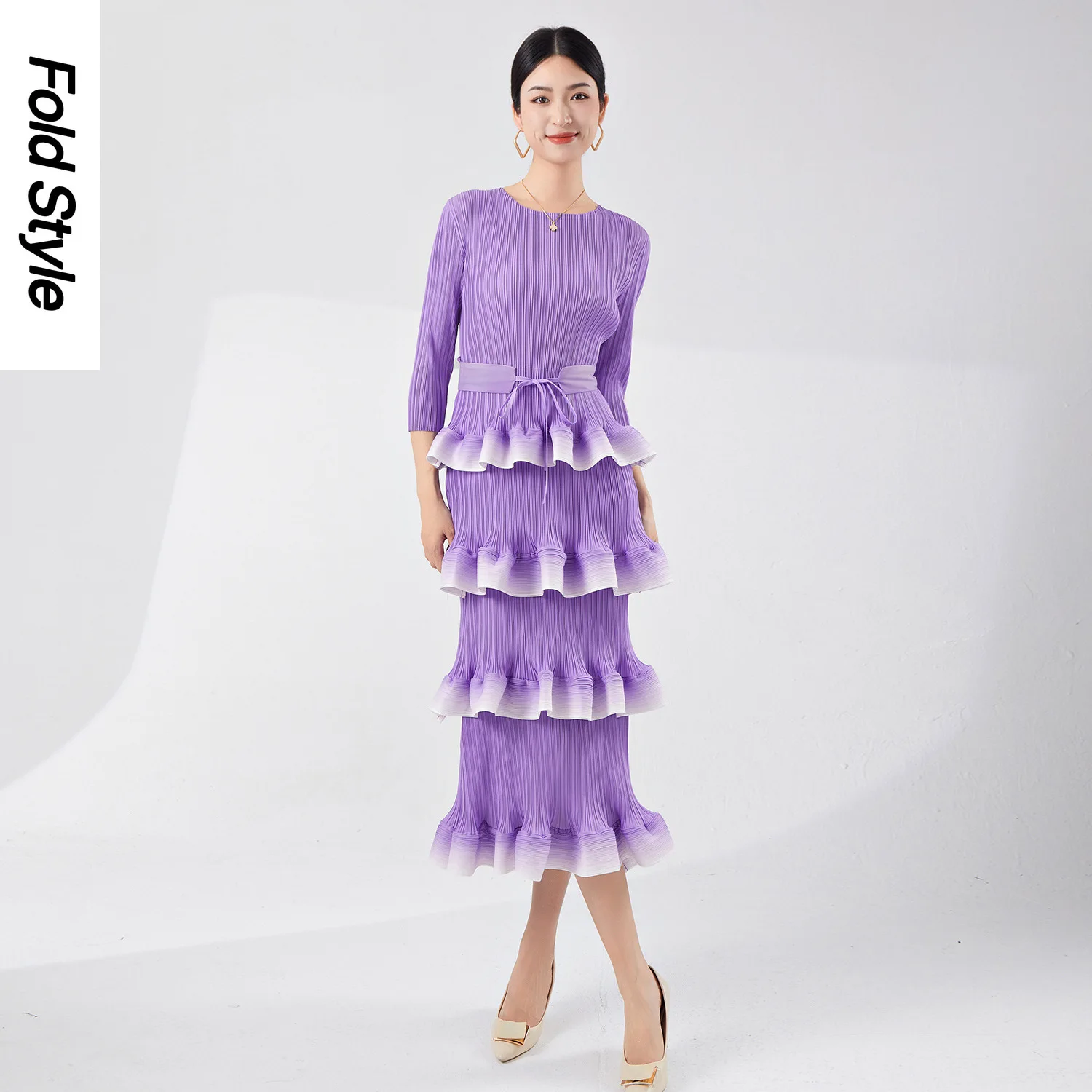 Fashion Gradual Change Cake Skirt 2024 Medium and Long Strap High-end Temperament Miyake Dress Spring/summer Women Design Sense