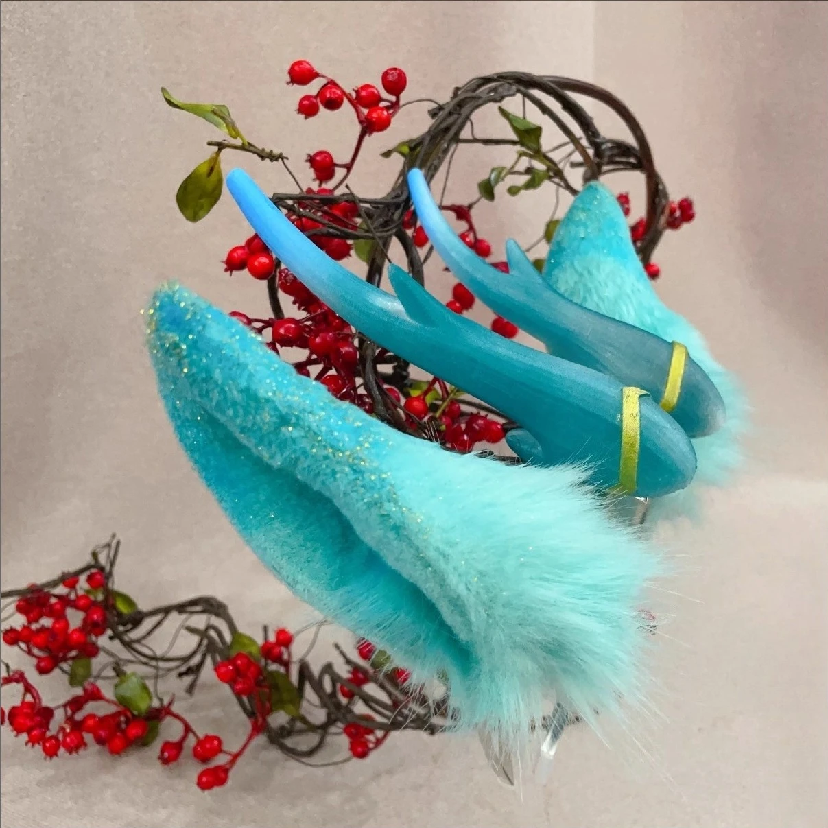 

Handmade Eartail Beast Claw Blue Dragon Cosplay Halloween Props Headband Anime T-shirt Shoes and Hats Costume Original God
