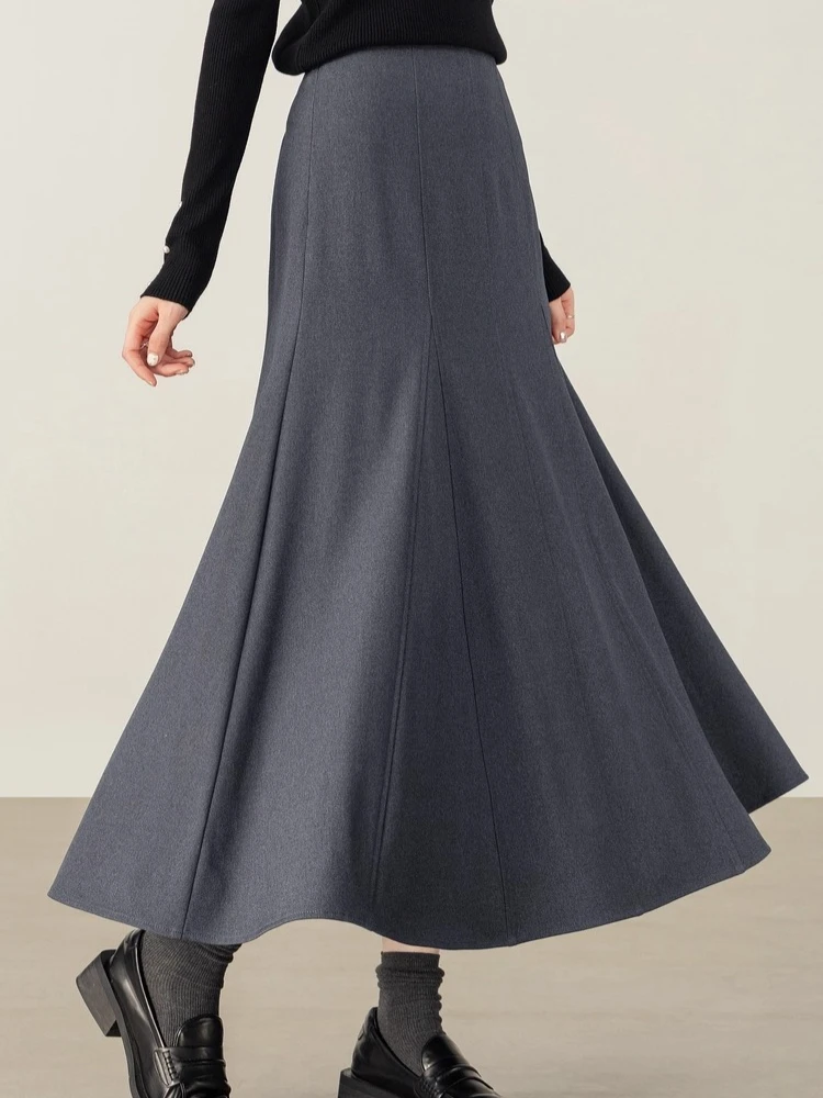 

SENTUBILA Women's Grey A-Line Skirt 2026 Autumn New Elegant Triangular Insert Hem Mid-Length Commuter Casual Skirt 161QG6496X