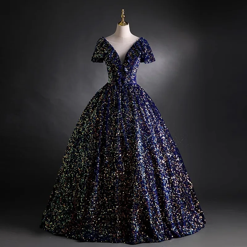 التدرج السماء المرصعة بالنجوم بريق الصوتية الفن امتحان الأداء فستان جديد حزام سولو الغناء منتفخ تنورة المضيف الاجتماع السنوي نخب فستان