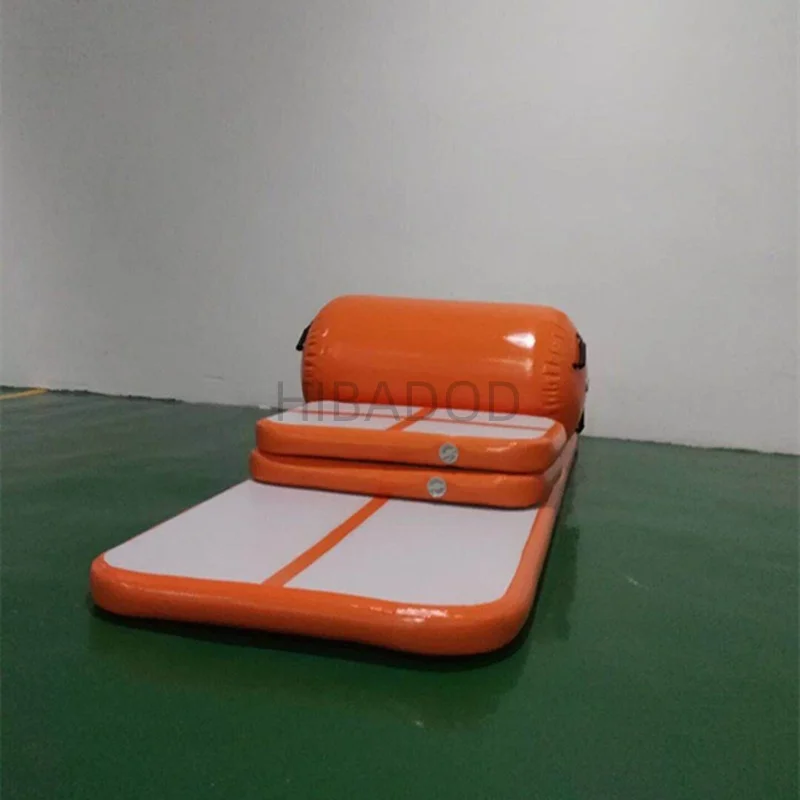 Un ensemble de piste de dégringolage d'air gonflable DWF scellé à l'air à vendre, tapis de sol de culbutage d'air de gymnastique de piste d'air gonflable