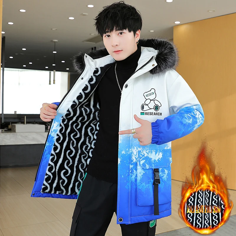 

Утепленная флисовая куртка для подростков и мужчин: зимняя парка средней длины с капюшоном, меховым воротником и градиентным цветным принтом