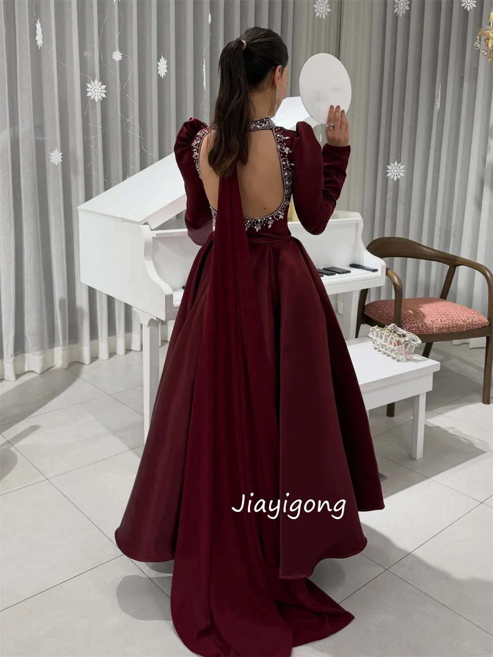 Customized Modern Style Charmeuse Pleat Pattern Sequined A-line O-Neck Long Quinceanera Evening Dresses High Quality