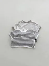 Camiseta listrada de manga curta para bebê, tops de algodão, camiseta casual respirável, versátil, moda infantil menino e menina, novo, verão, 2024