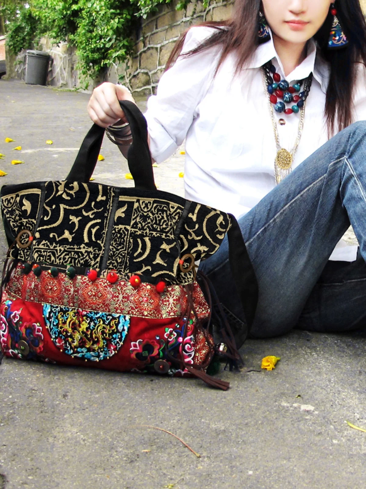 Retro Chinese Ethnic Embroidery Bag Artistic Travel Large Shoulder Handbag Crossbody Canvas