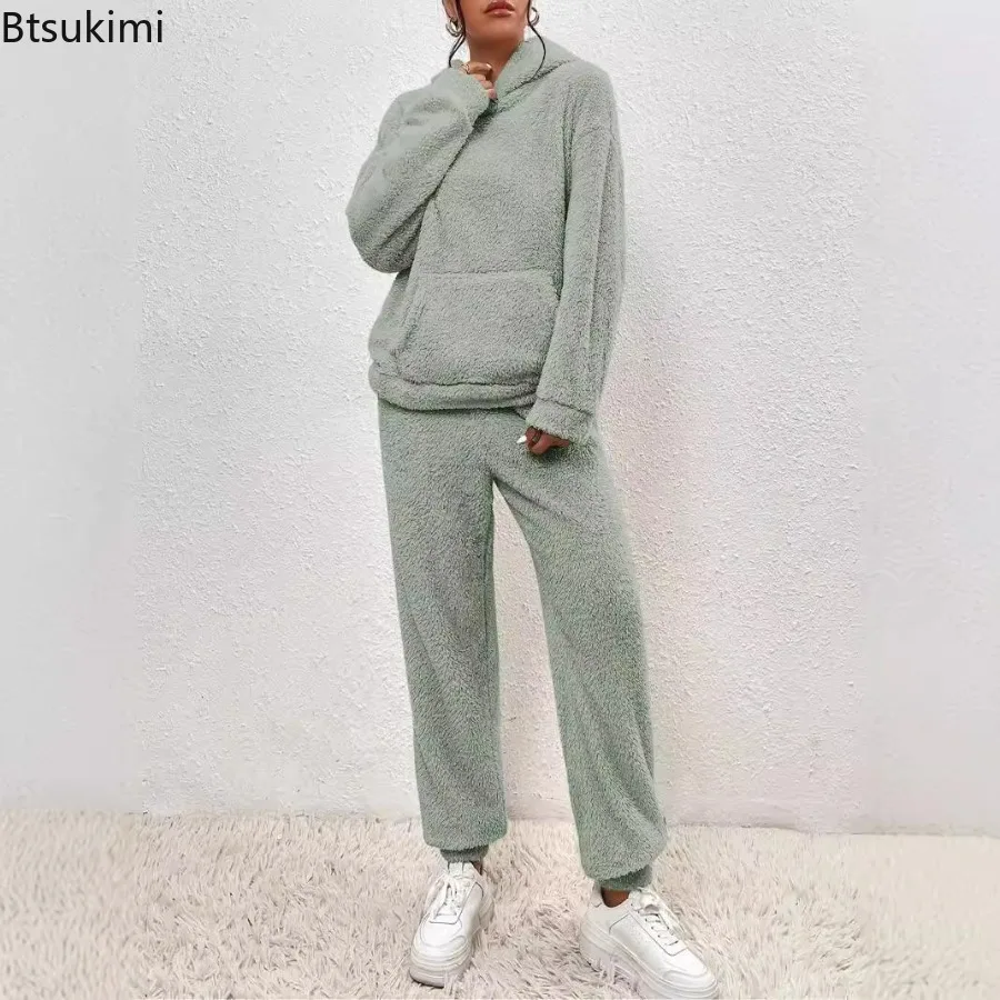 แฟชั่นฤดูใบไม้ร่วงฤดูหนาวปี 2025 ชุดเซ็ท 2 ชิ้น เสื้อฮู้ดลำลองสำหรับผู้หญิง กางเกงขายาวผ้าขนนุ่ม อุ่นสบาย เหมาะสำหรับฤดูหนาว