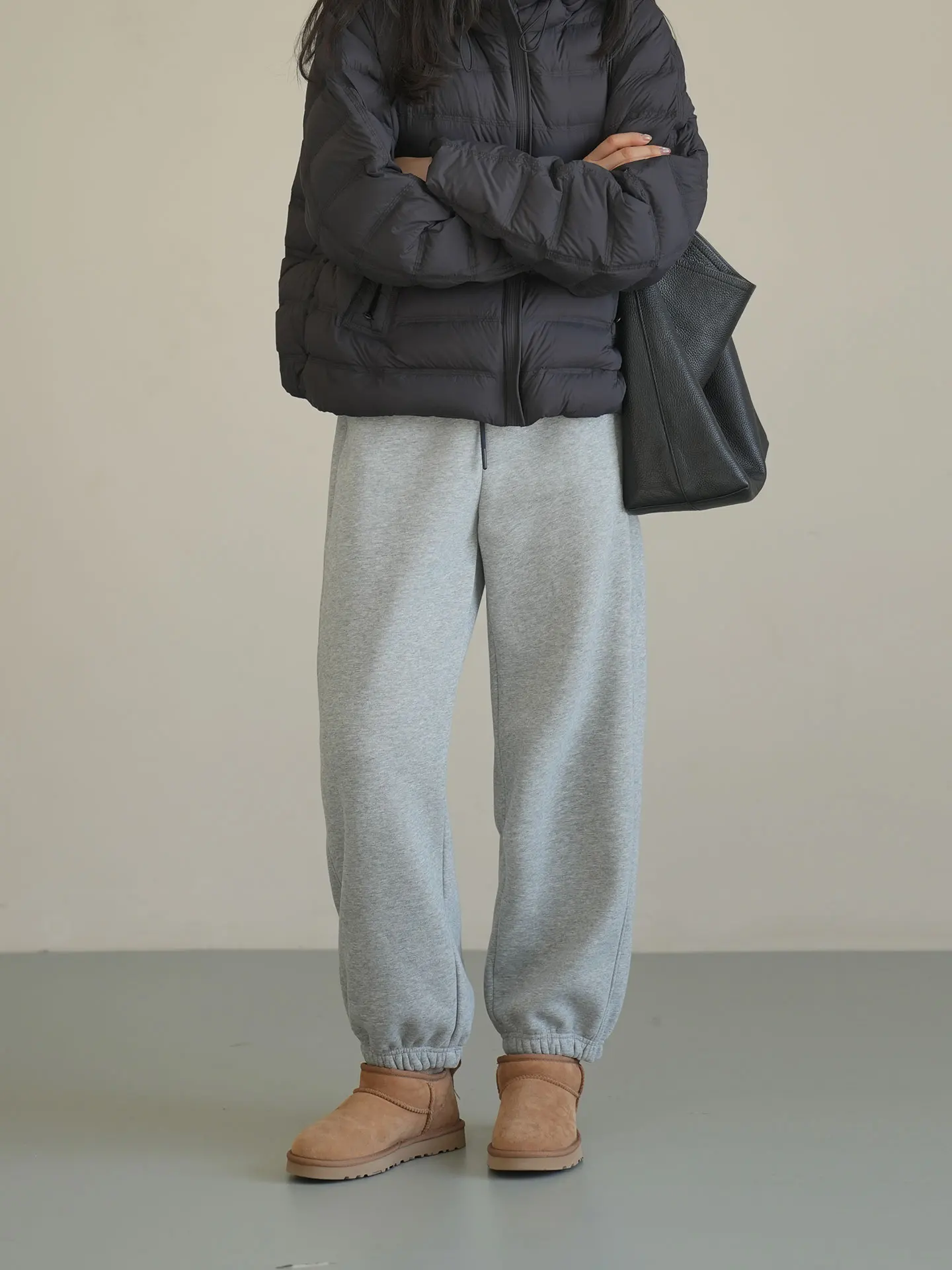 

Утепленные флисовые брюки для женщин на осень-зиму с начесом внутри, с манжетами, длинные, теплые спортивные штаны прямого кроя