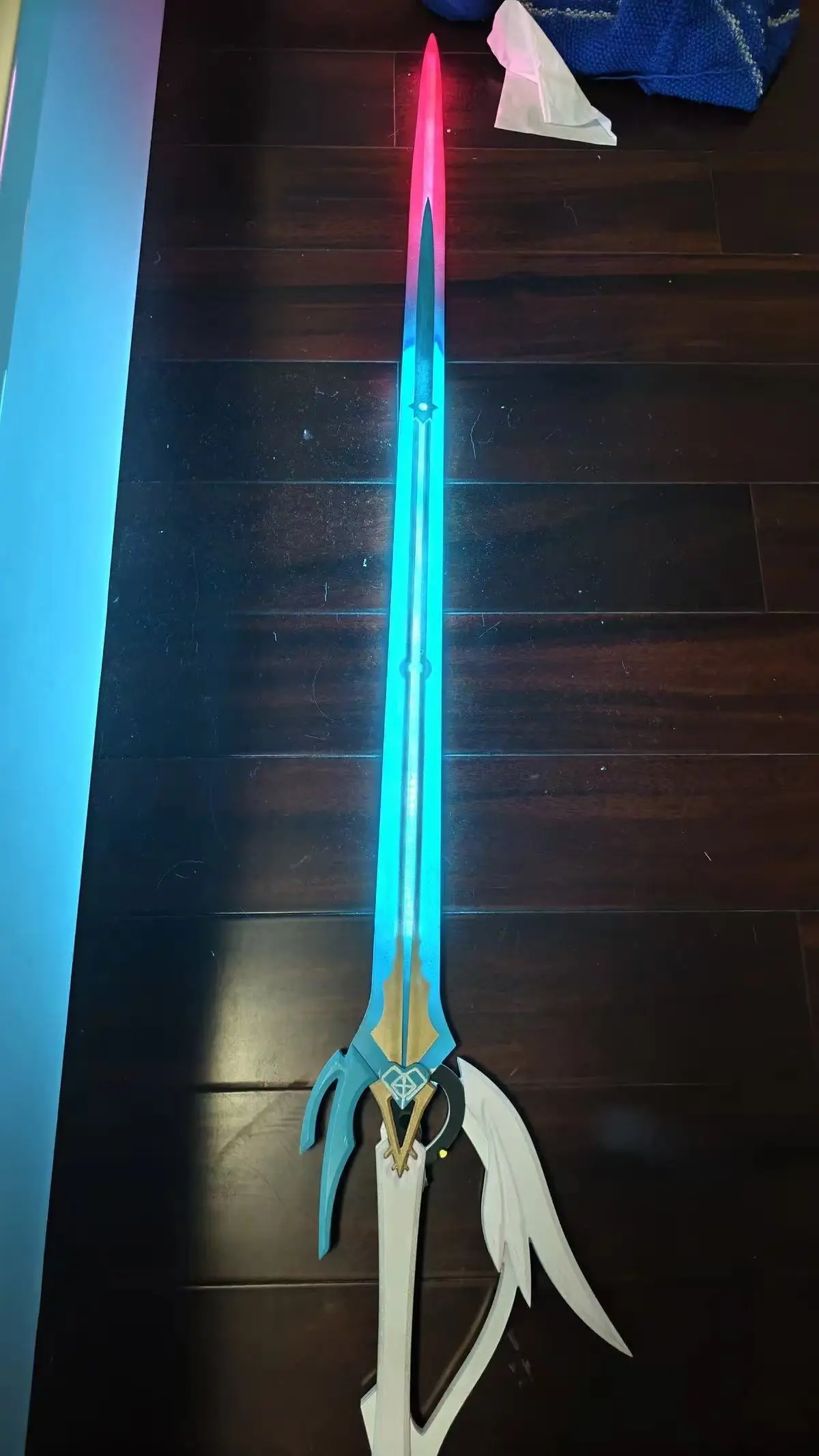 espada-luminosa-aemeath-cos-para-juego-wuthering-waves-accesorio-de-cosplay-espada-brillante-de-luz-eterna-accesorios-de-cosplay-para-anime