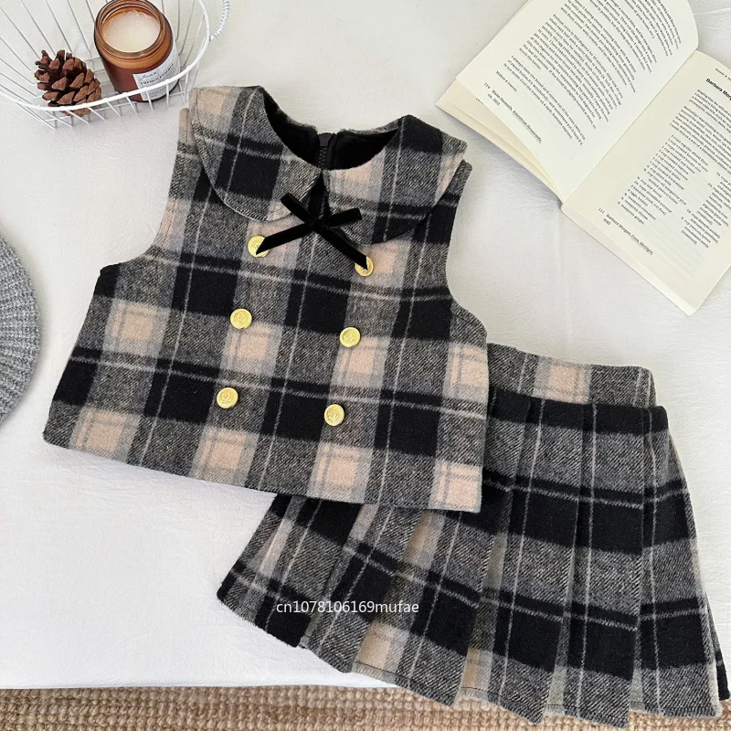 new-girls-winter-outfit-children's-fleece-lined-thickened-vest-girl's-college-style-pleated-skirt-set-trendy