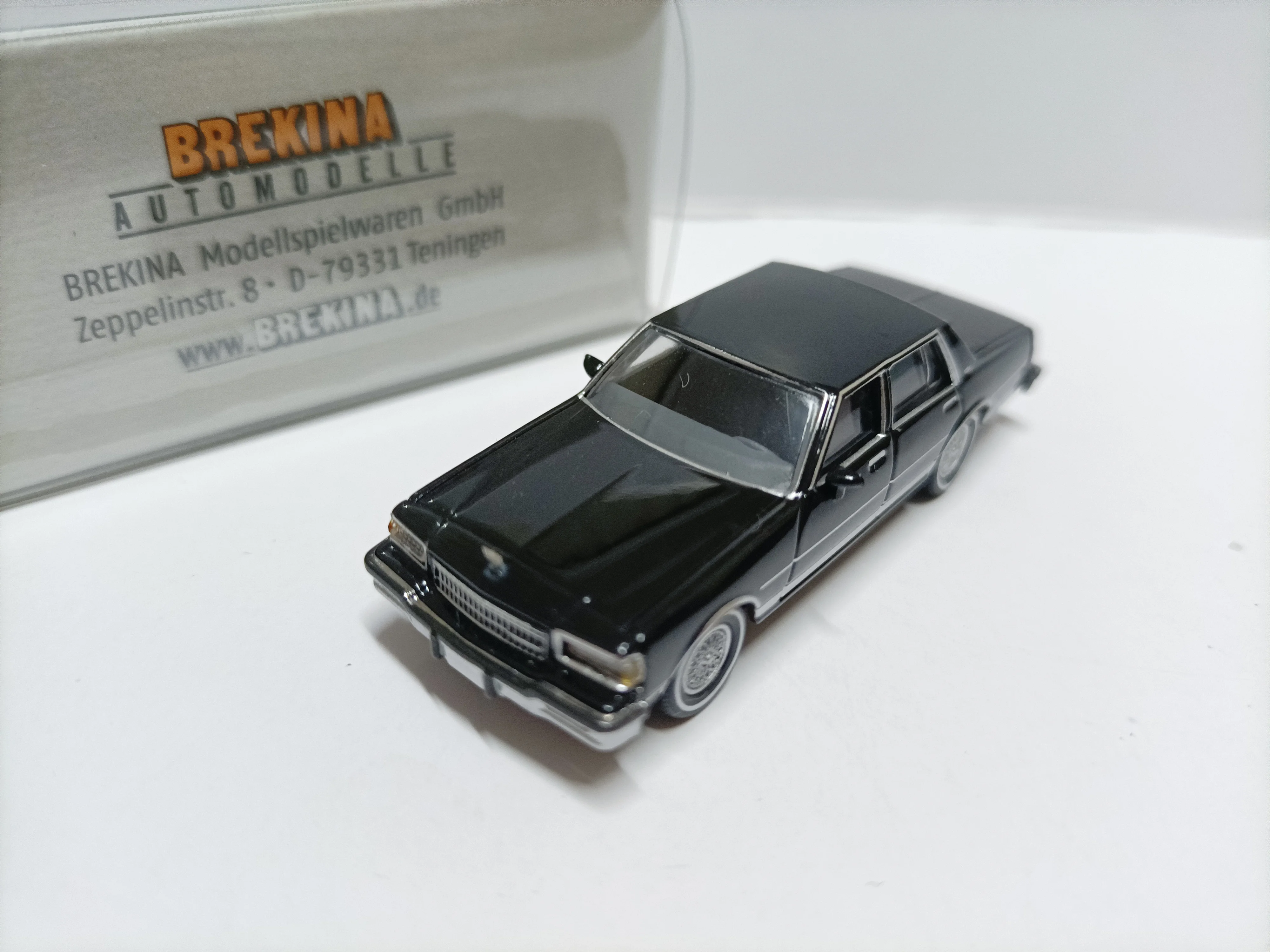 Brekina 1:87 Caprice 1987 Vintage Car Simulation Limited Edition Resin Metal Static Car Model Toy Gift