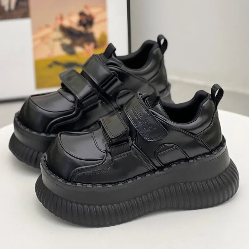 

Женские кроссовки из ПУ кожи, на платформе 7 см